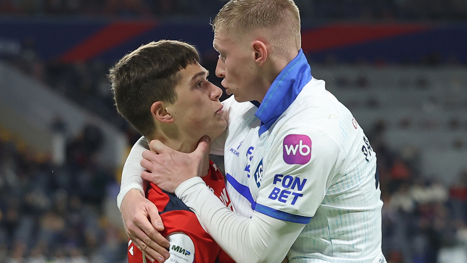 Кирилл Глебов (ЦСКА) и Николай Рассказов ("Крылья Советов"). ЦСКА - "Крылья Советов". 25.10.2025 г.