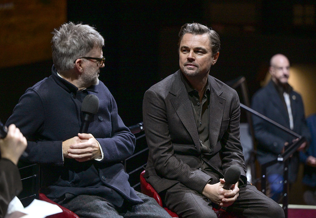 Пол Томас Андерсон и Леонардо Ди Каприо на специальном показе фильма «Битва за битвой» (Stuart C. Wilson/Getty Images)