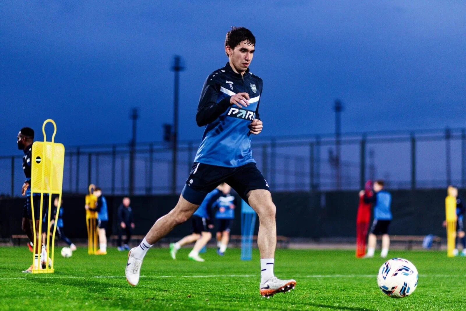 Полузащитник «Пари НН» Никита Ермаков. Фото: Пресс-служба ФК «Пари НН»