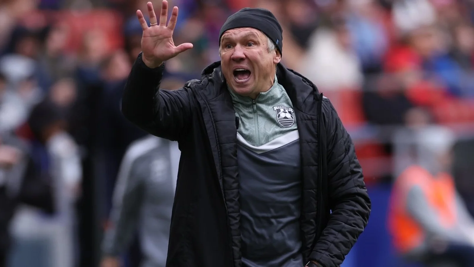 Андрей Талалаев на бровке